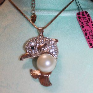 Nwtag: Clear Crystals/Large Pearl Dolphin Necklace